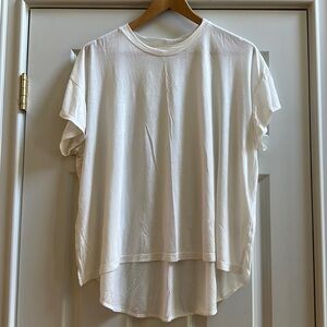 Cale White Lightweight Tee L